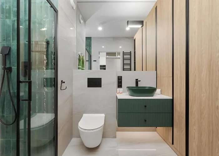 Cosy With Access To Gym And Area By Renters *