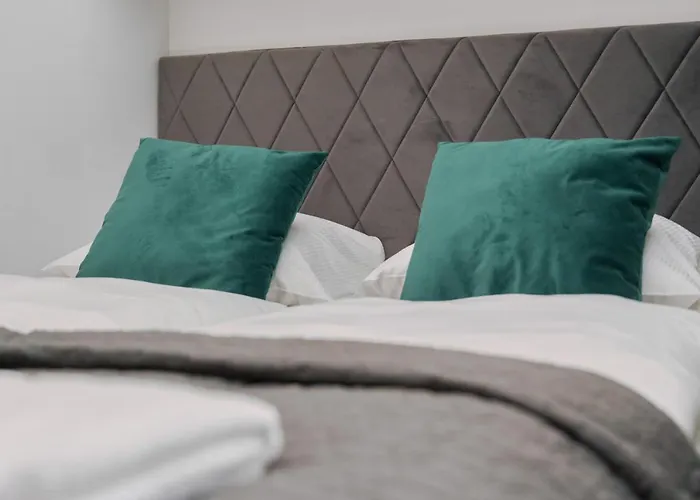 Cosy With Access To Gym And Area By Renters Wroclaw